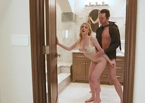 Dâm nữ khát dục con trai bạn thân cũng không tha