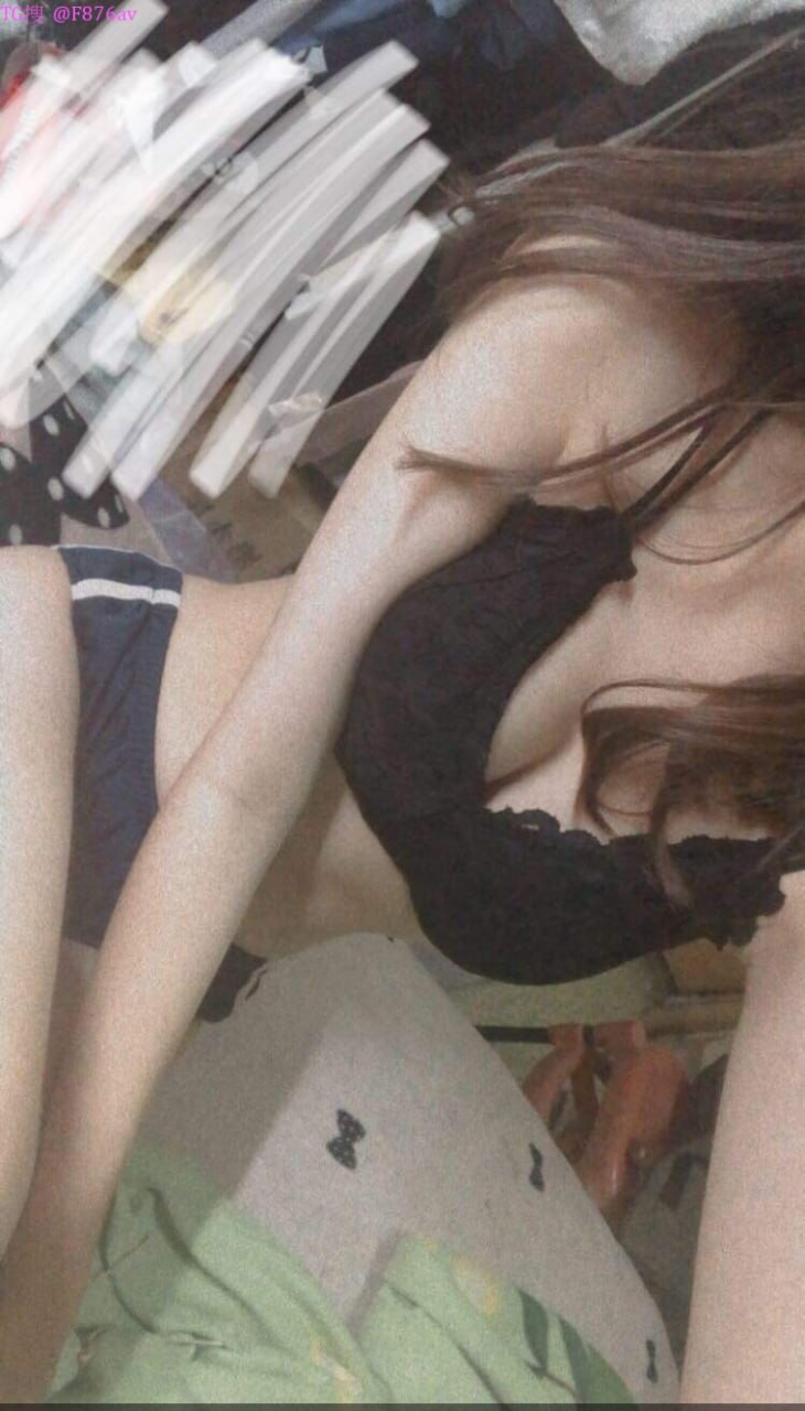 APKH-154 Một cô gái thú cưng nhút nhát trong bộ đồng phục chỉ từng làm chuyện đó ở tư thế truyền giáo được huấn luyện tình dục bằng cách quan hệ tình dục nồng nhiệt theo tư thế chó và tư thế cowgirl - Yuki Narumi